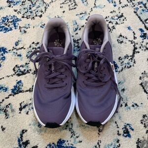 GIRLS NIKE STAR RUNNING SHOES